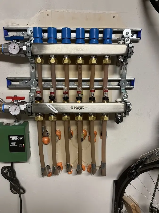 Plumber performing Leak Detection at a residential property in La Cresta